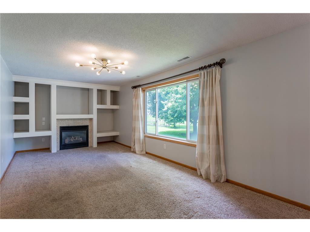 8284 Ashford Road Woodbury MN 55125 7099740 image30