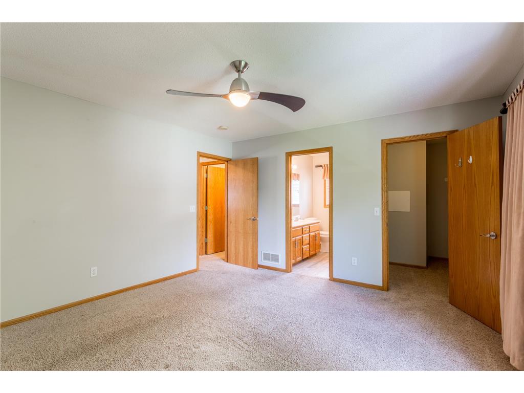 8284 Ashford Road Woodbury MN 55125 7099740 image41
