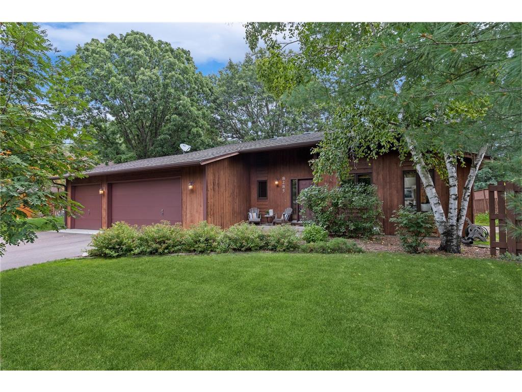 8285 Knollwood Drive Mounds View MN 55112 6412182 image1