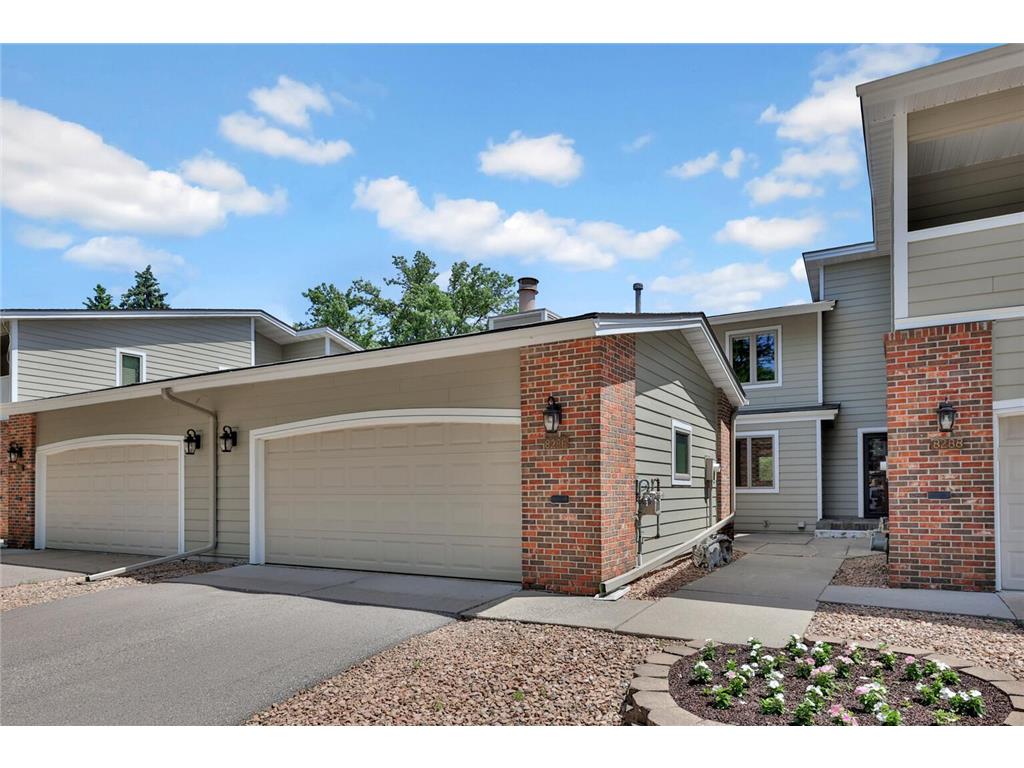 8286 Kingslee Road Bloomington MN 55438 7087895 image1