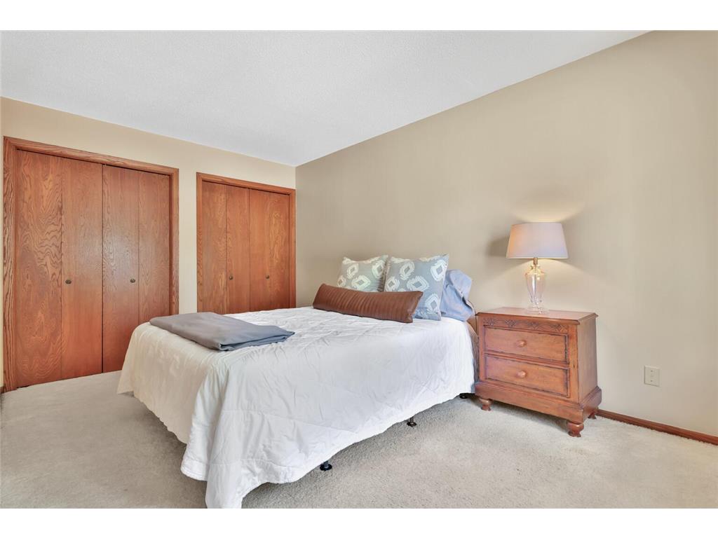 8286 Kingslee Road Bloomington MN 55438 7087895 image23