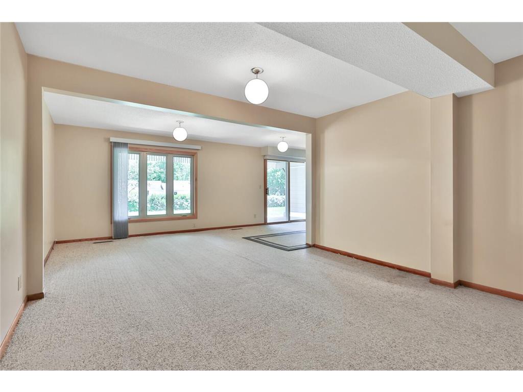 8286 Kingslee Road Bloomington MN 55438 7087895 image24