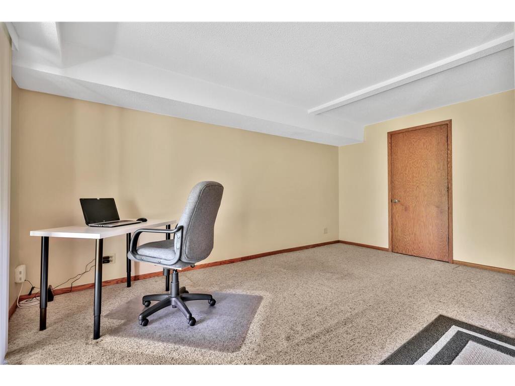 8286 Kingslee Road Bloomington MN 55438 7087895 image29