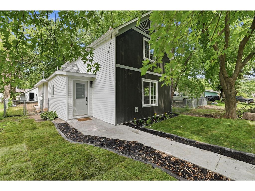 829 1st Street Saint Paul Park MN 55071 7098527 image2