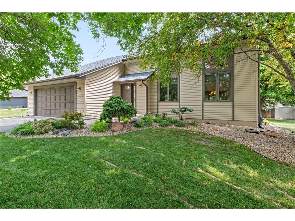 829 Bryant Lane Burnsville MN 55337 6350384 image1