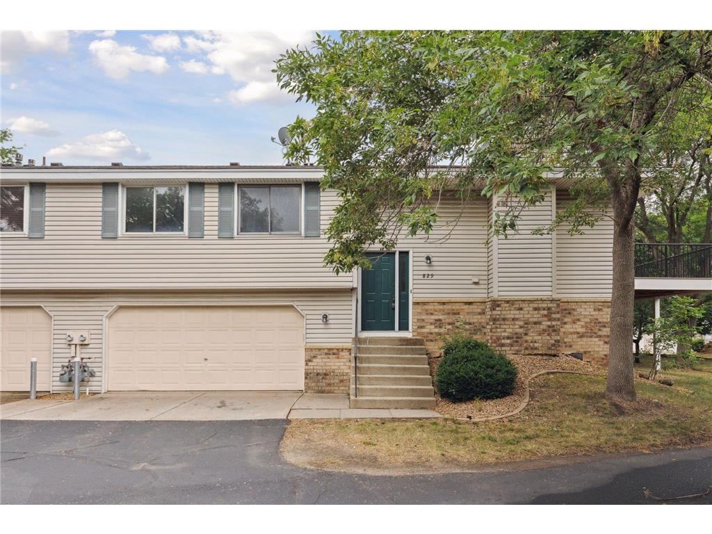 829 Evergreen Circle Burnsville MN 55337 6395953 image1