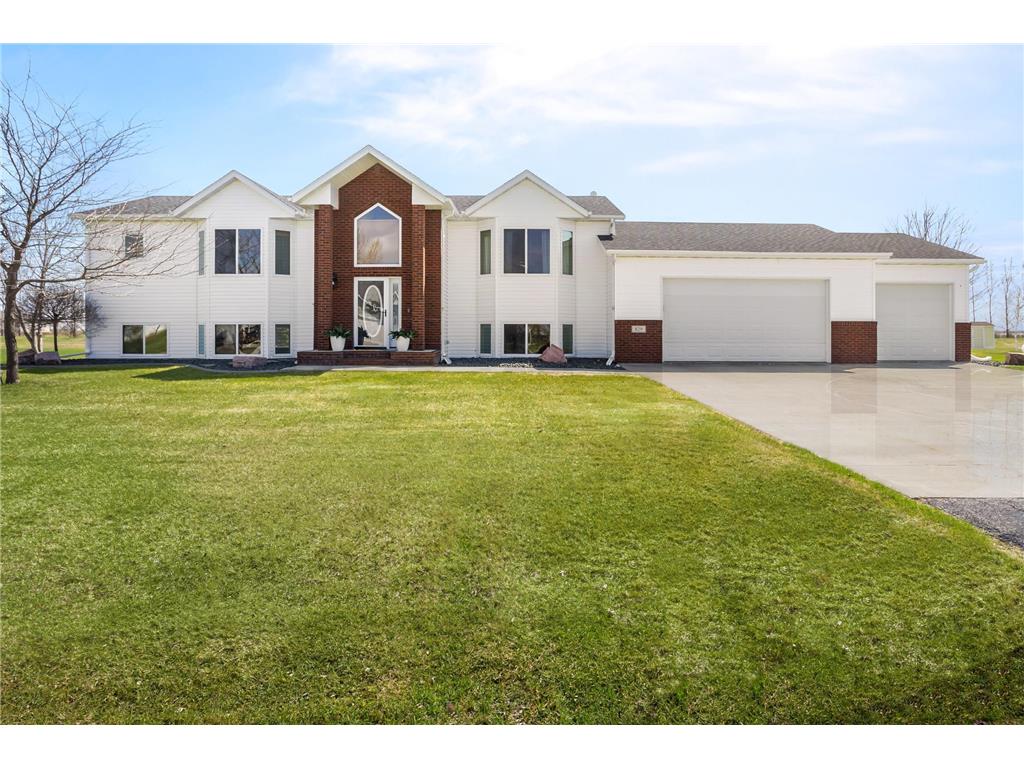 829 LEONARDS Way Argusville ND 58005 7064930 image1