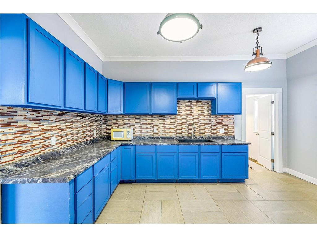 829 Lawson Avenue E Saint Paul MN 55106 7002185 image13