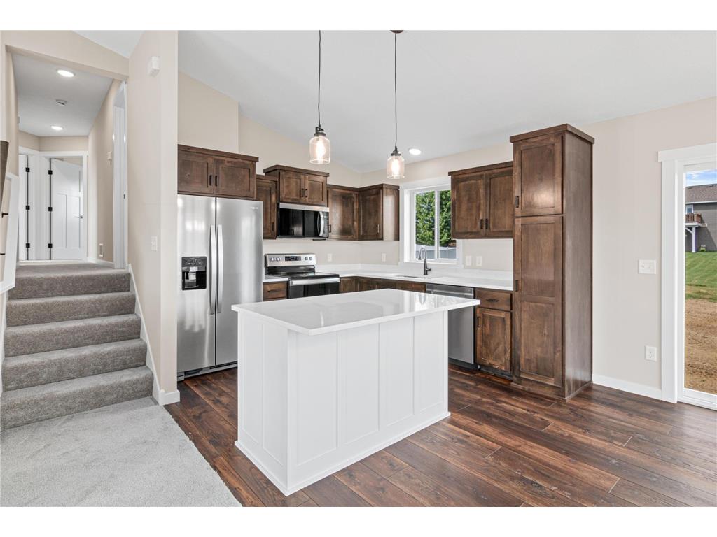 829 N Grant Street Ellsworth WI 54011 7094395 image14