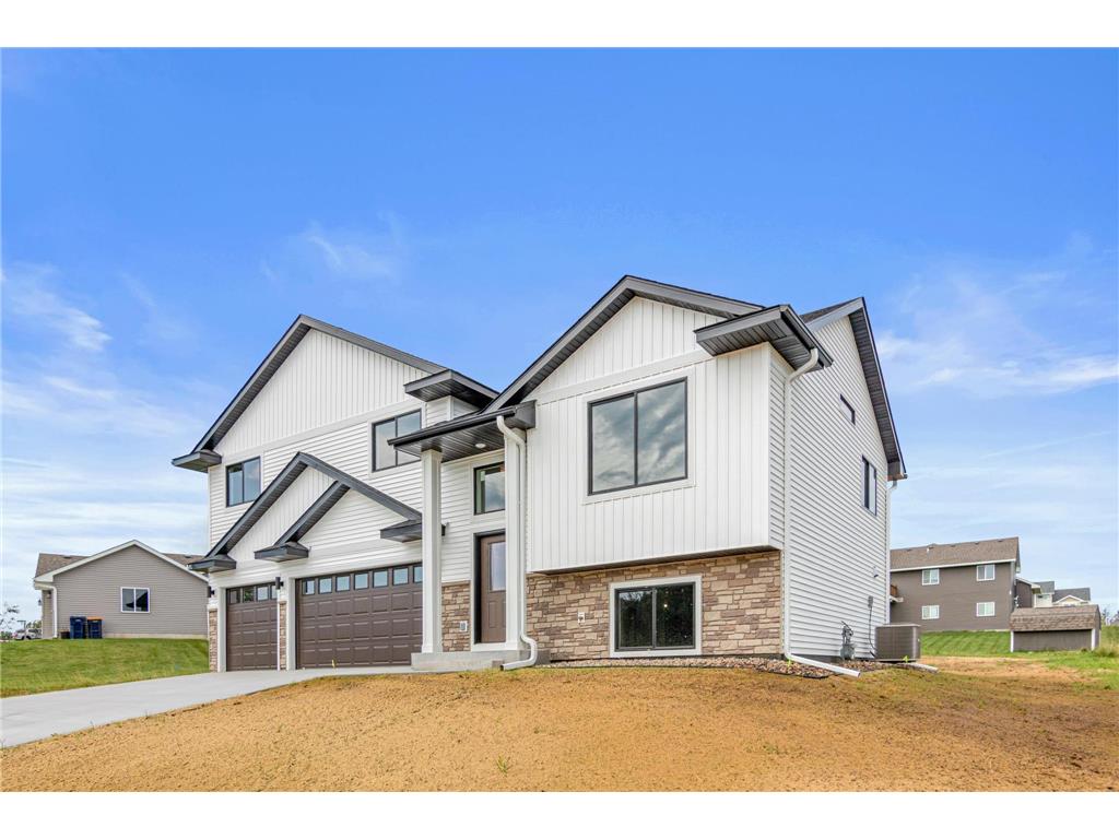 829 N Grant Street Ellsworth WI 54011 7094395 image2
