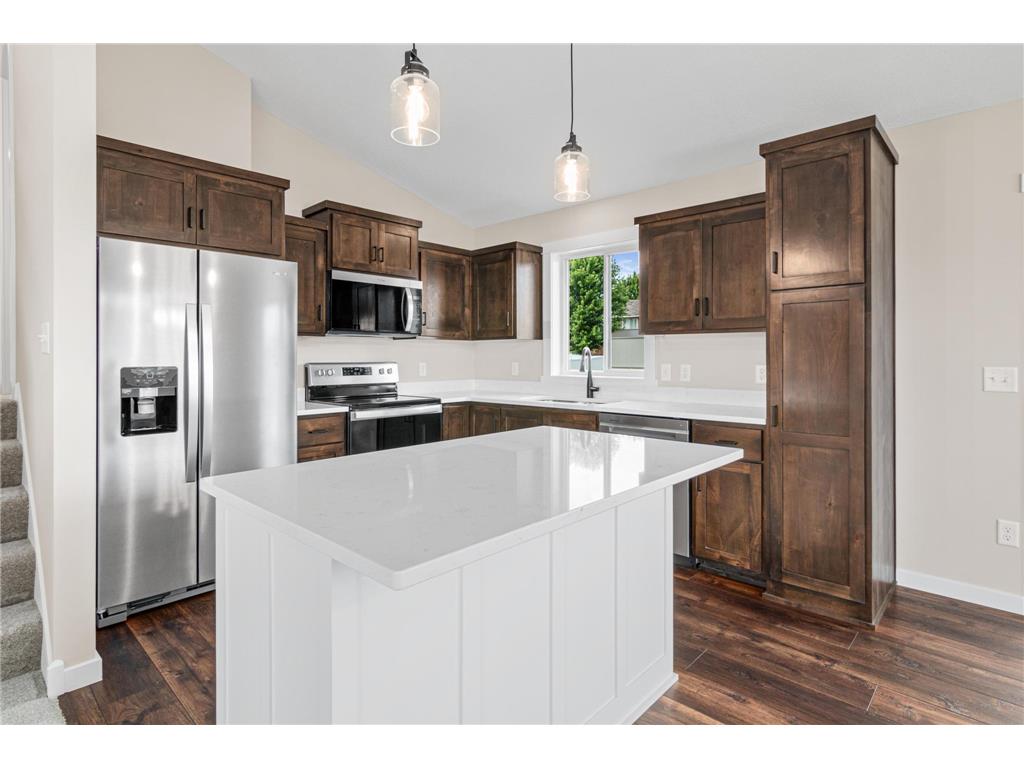 829 N Grant Street Ellsworth WI 54011 7094395 image3