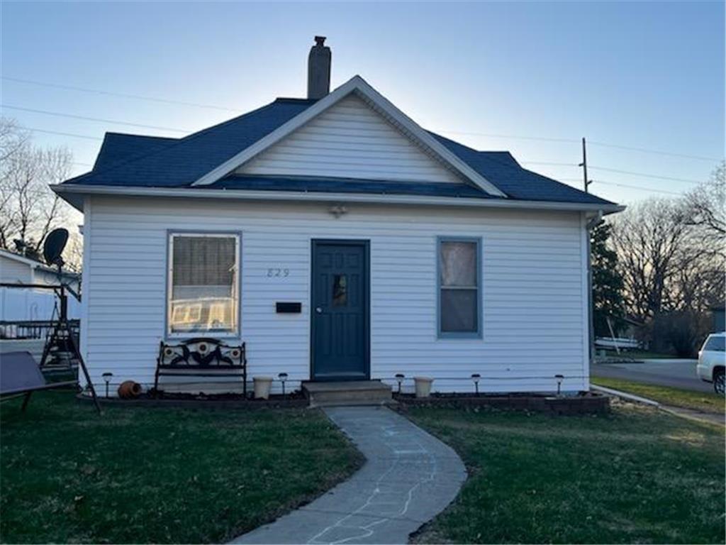 829 N Main Street, Fairmont, MN, 56031 MLS 6355785 Edina Realty