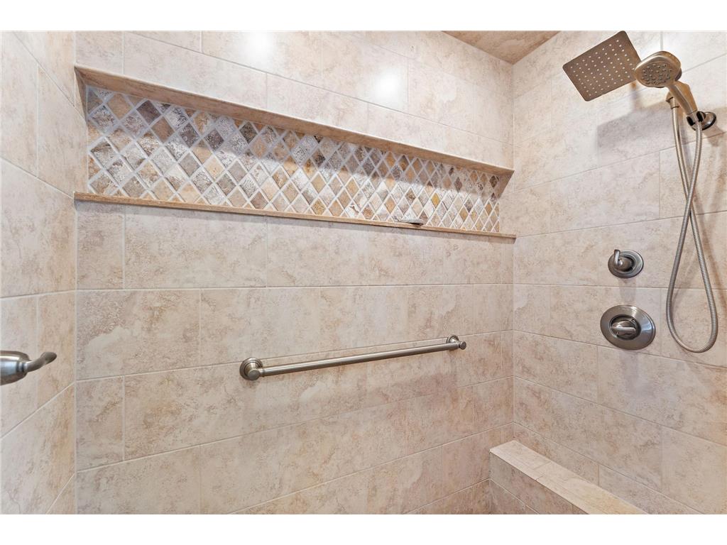 8290 Angus Avenue Inver Grove Heights MN 55077 7081999 image31