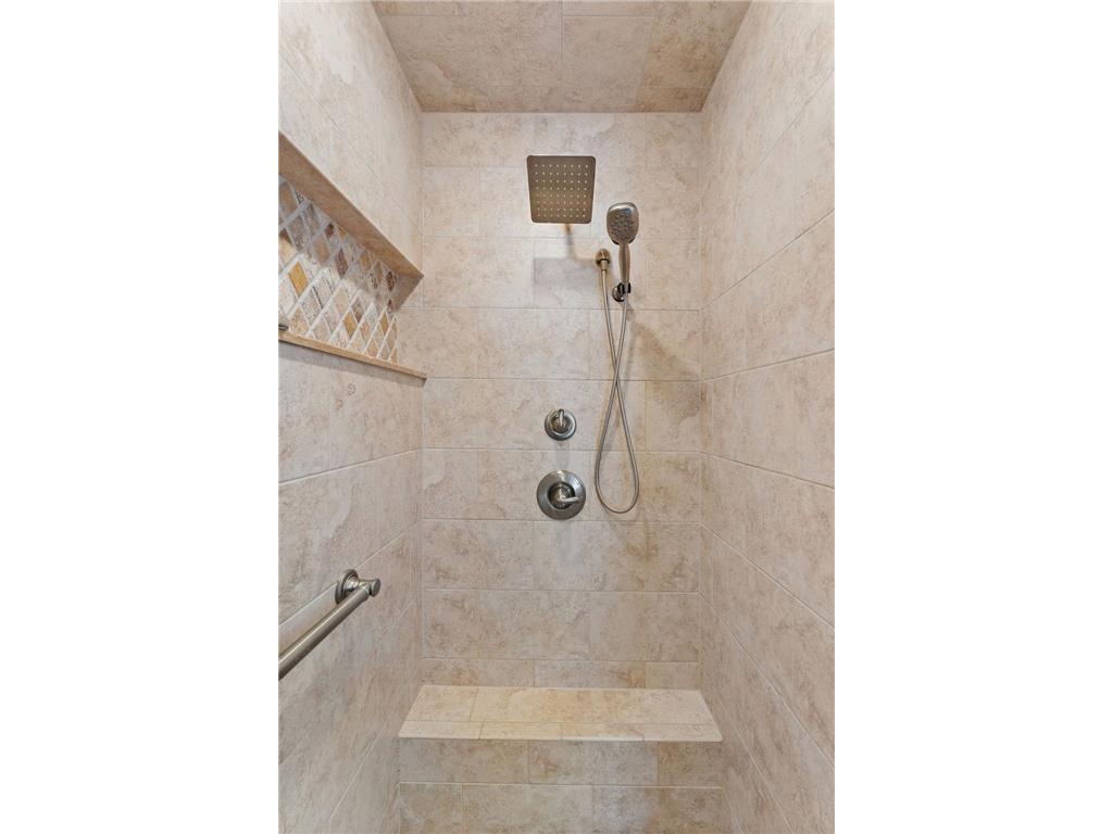 8290 Angus Avenue Inver Grove Heights MN 55077 7081999 image34
