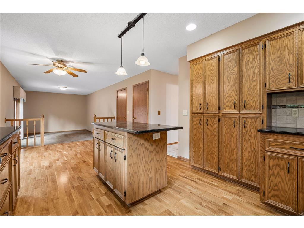 8290 W Lake Court Chanhassen MN 55317 7059576 image26