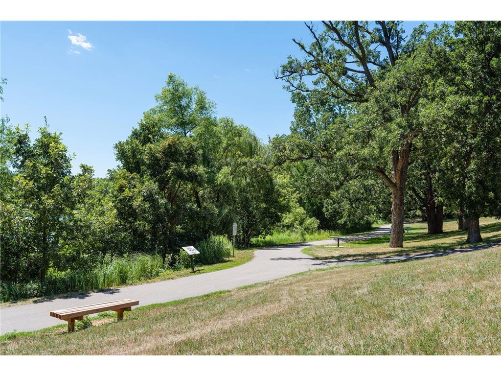 8290 W Lake Court Chanhassen MN 55317 7059576 image34