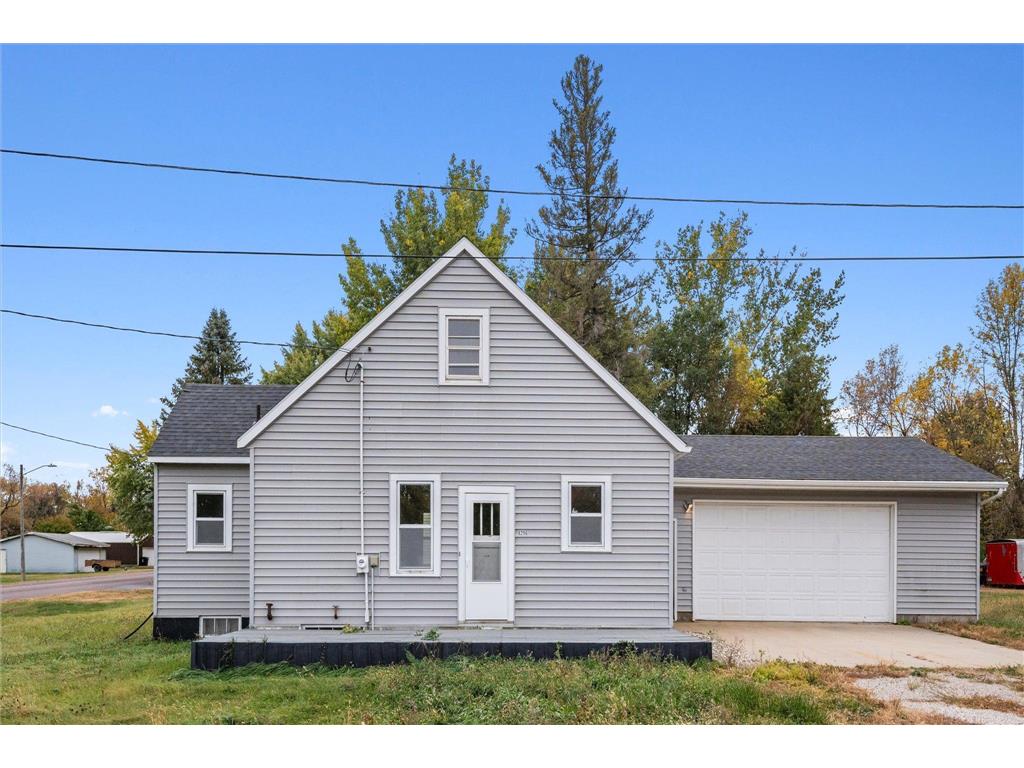 8296 3rd Street New Auburn MN 55366 6616947 image1