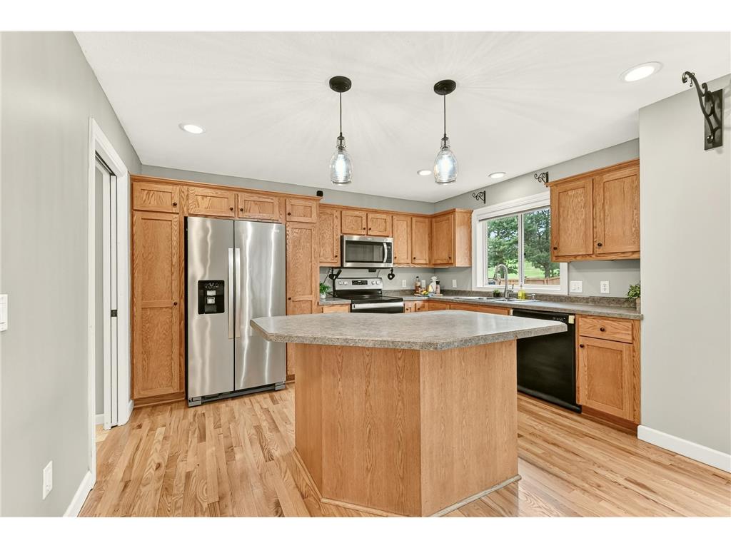 830 8th Avenue SW Pine Island MN 55963 7093340 image3