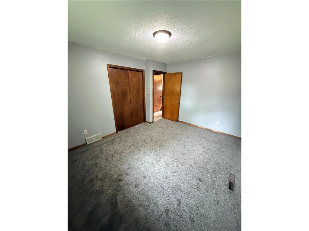 830 Clark Street Walnut Grove MN 56180 7075040 image12
