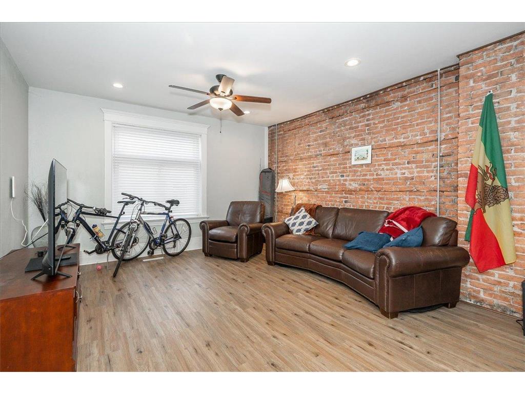 830 E 2nd Street Duluth MN 55805 7079233 image3