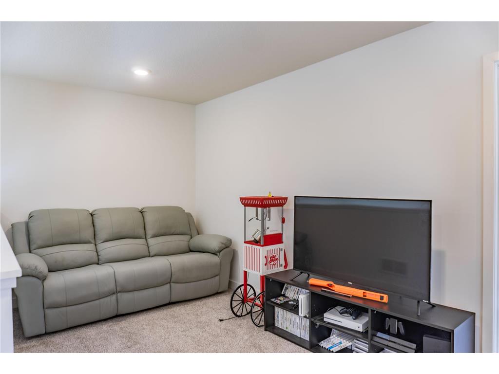 830 Foxglove Terrace Waconia MN 55387 6824001 image35