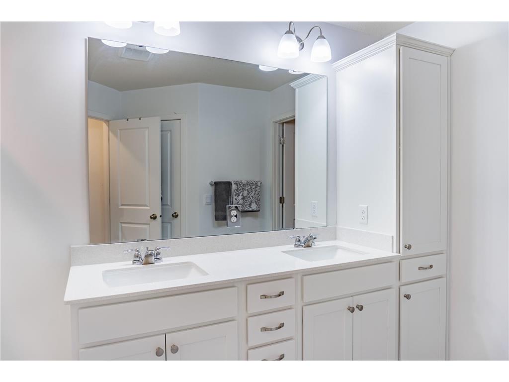 830 Foxglove Terrace Waconia MN 55387 6824001 image41