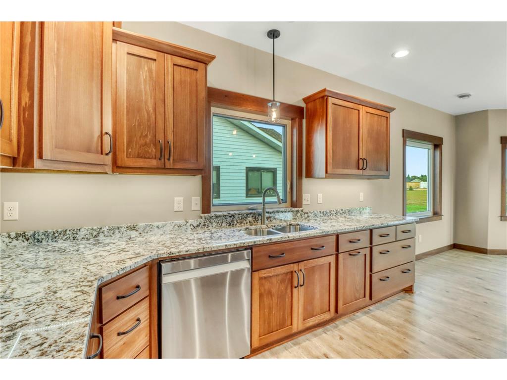 830 Lake Forest Circle Detroit Lakes MN 56501 7086055 image12