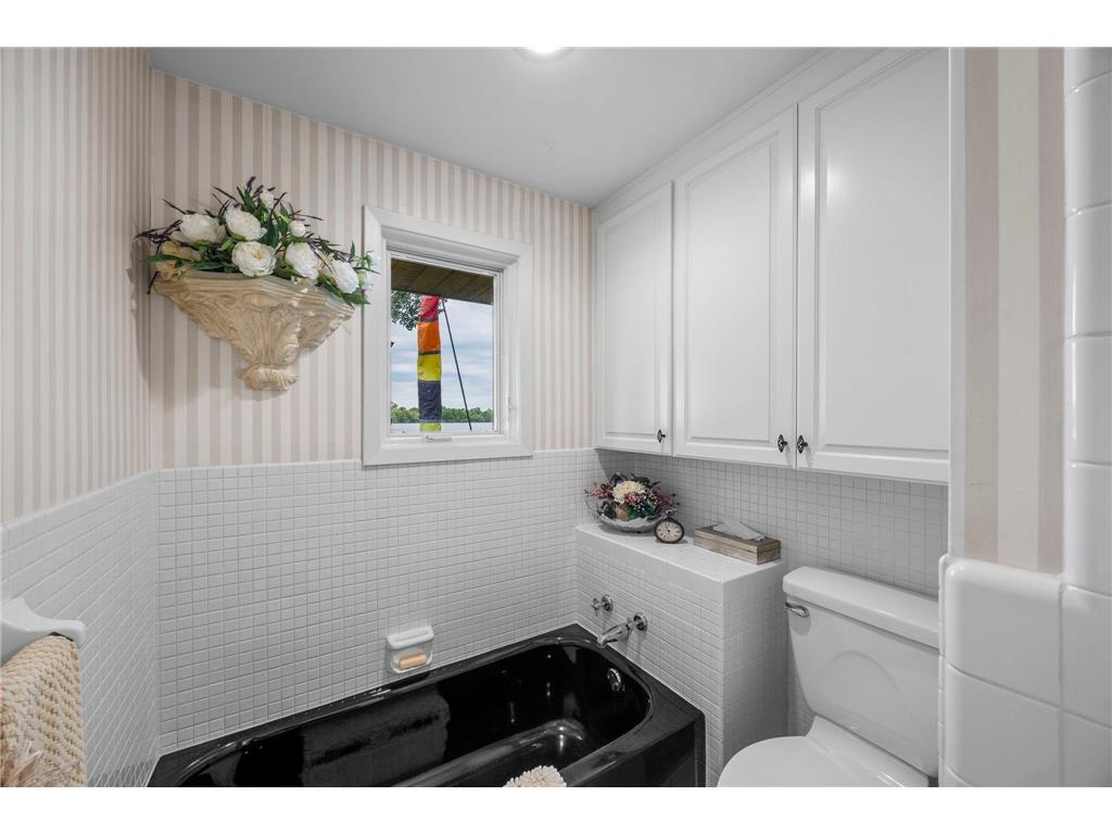 830 Lakewood Drive SW Hutchinson MN 55350 - Otter 7097644 image34
