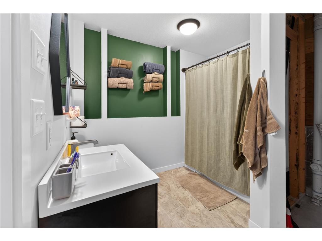 830 Link Drive SE Pine City MN 55063 6825075 image25