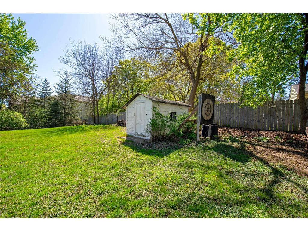 830 Mcknight Road N Maplewood MN 55119 7069005 image30