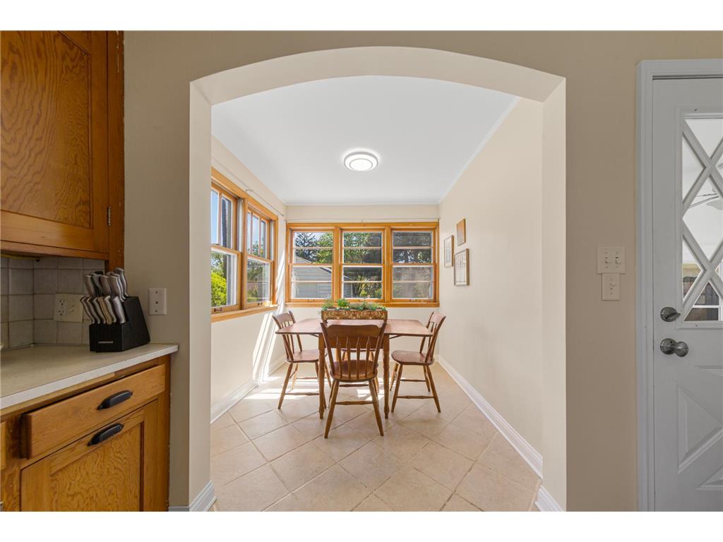 830 Mcknight Road N Maplewood MN 55119 7069005 image7