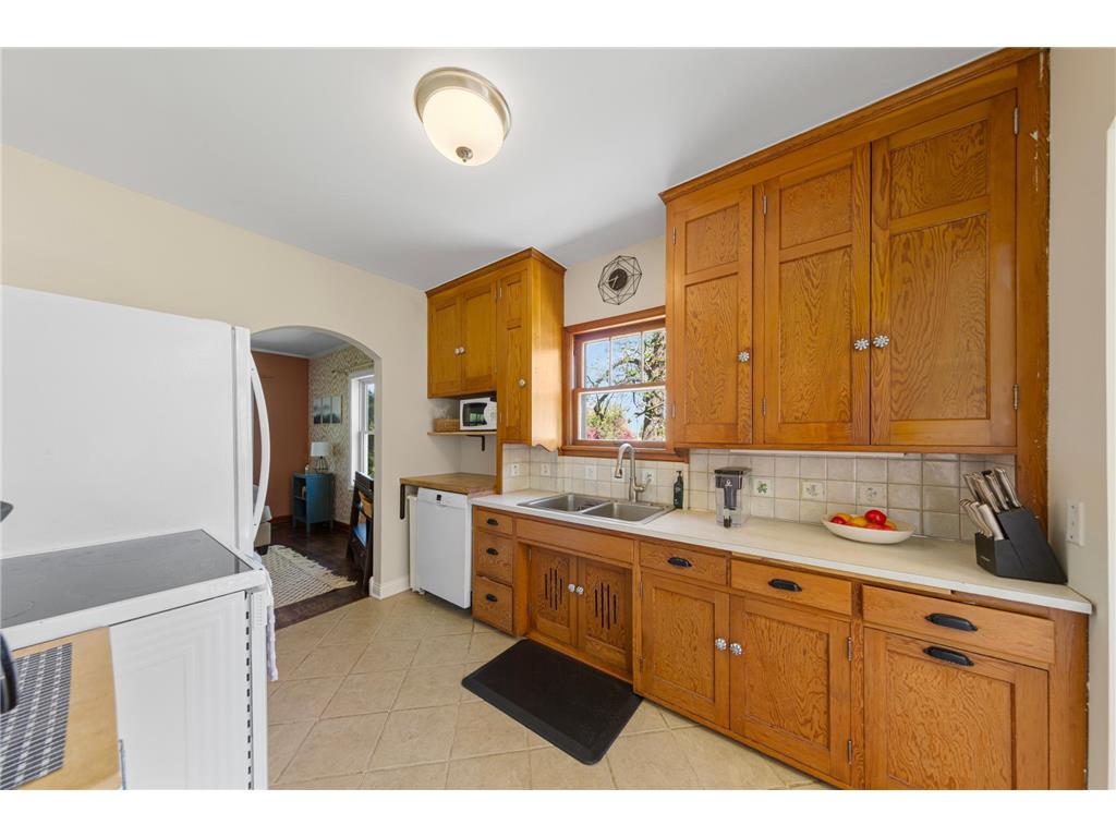 830 Mcknight Road N Maplewood MN 55119 7069005 image9