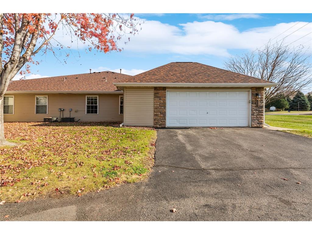 830 Roundhouse Street Shakopee MN 55379 6624969 image1