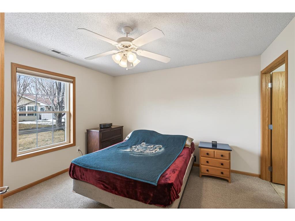 830 Roundhouse Street Shakopee MN 55379 7024438 image14