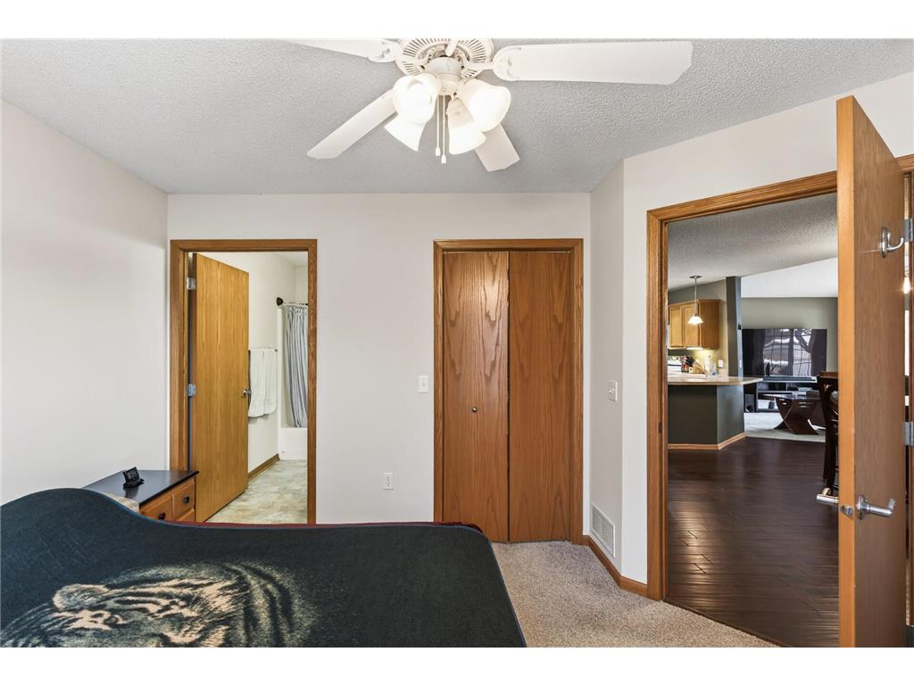 830 Roundhouse Street Shakopee MN 55379 7024438 image15