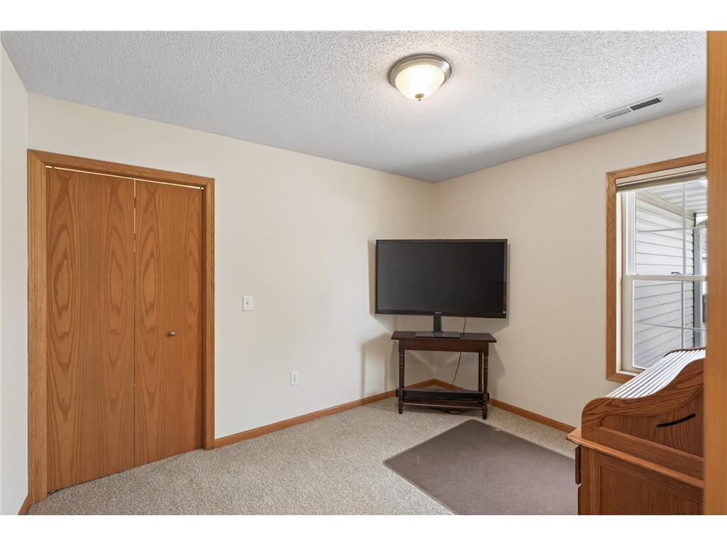 830 Roundhouse Street Shakopee MN 55379 7024438 image17