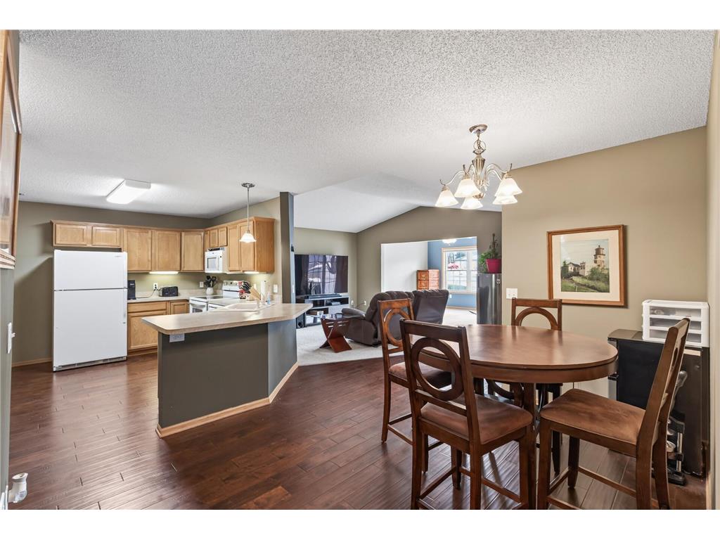 830 Roundhouse Street Shakopee MN 55379 7024438 image3