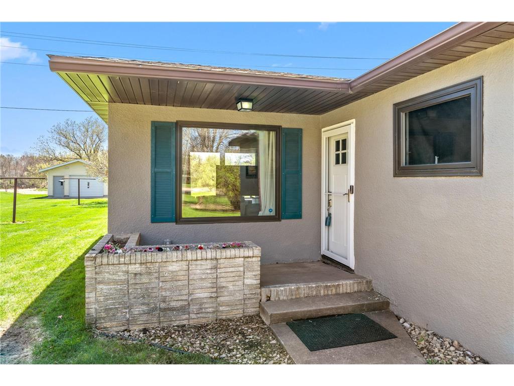 830 W 4th Street Rush City MN 55069 7039695 image2