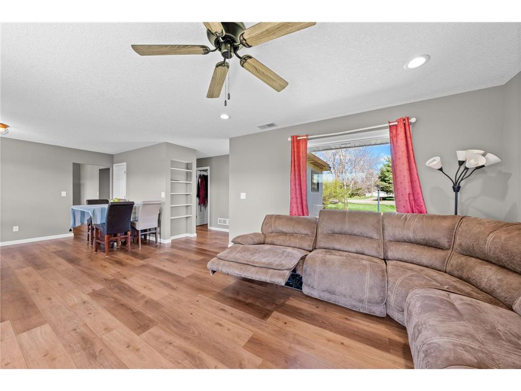 830 W 4th Street Rush City MN 55069 7039695 image7