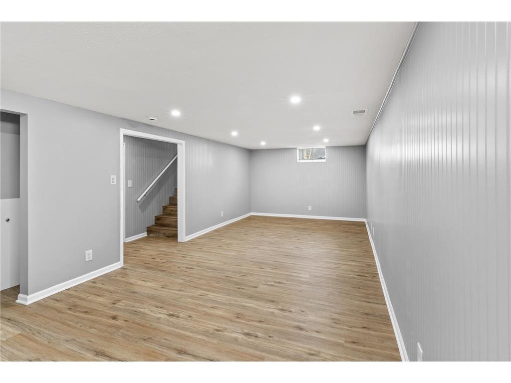 8300 16th Avenue S Bloomington MN 55425 7087494 image27