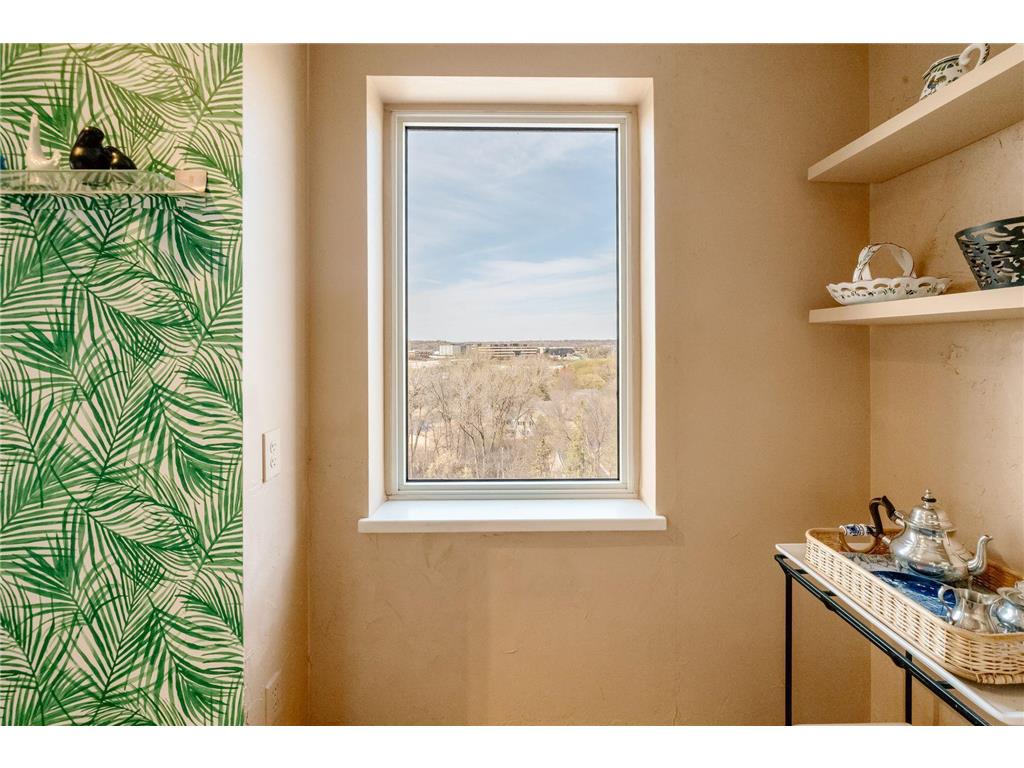 8301 Creekside Circle #560 Bloomington MN 55437 - Normandale 7062426 image14