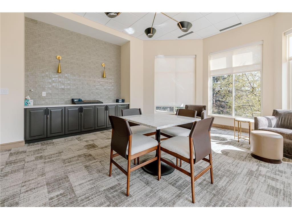 8301 Creekside Circle #560 Bloomington MN 55437 - Normandale 7062426 image38