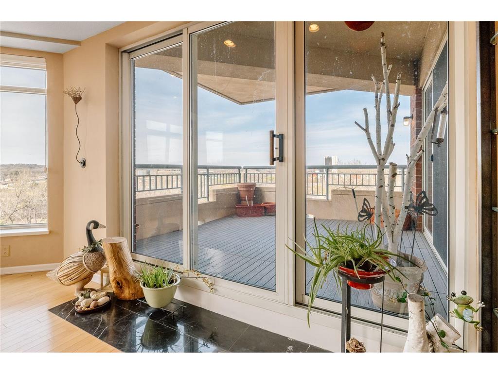 8301 Creekside Circle #560 Bloomington MN 55437 - Normandale 7062426 image8