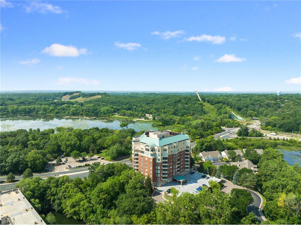 8301 Creekside Circle #830 Bloomington MN 55437 6592155 image1