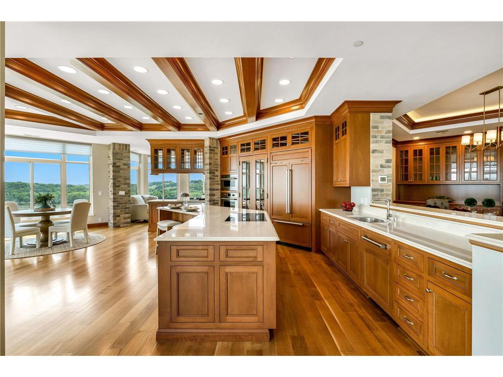 8301 Creekside Circle #920 Bloomington MN 55437 - Normandale 6333055 image1