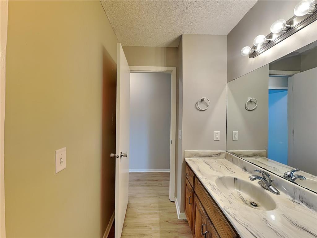 8301 Thomas Avenue N Brooklyn Park MN 55444 7012101 image11