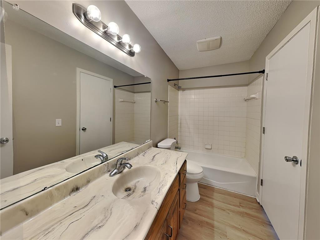 8301 Thomas Avenue N Brooklyn Park MN 55444 7012101 image12