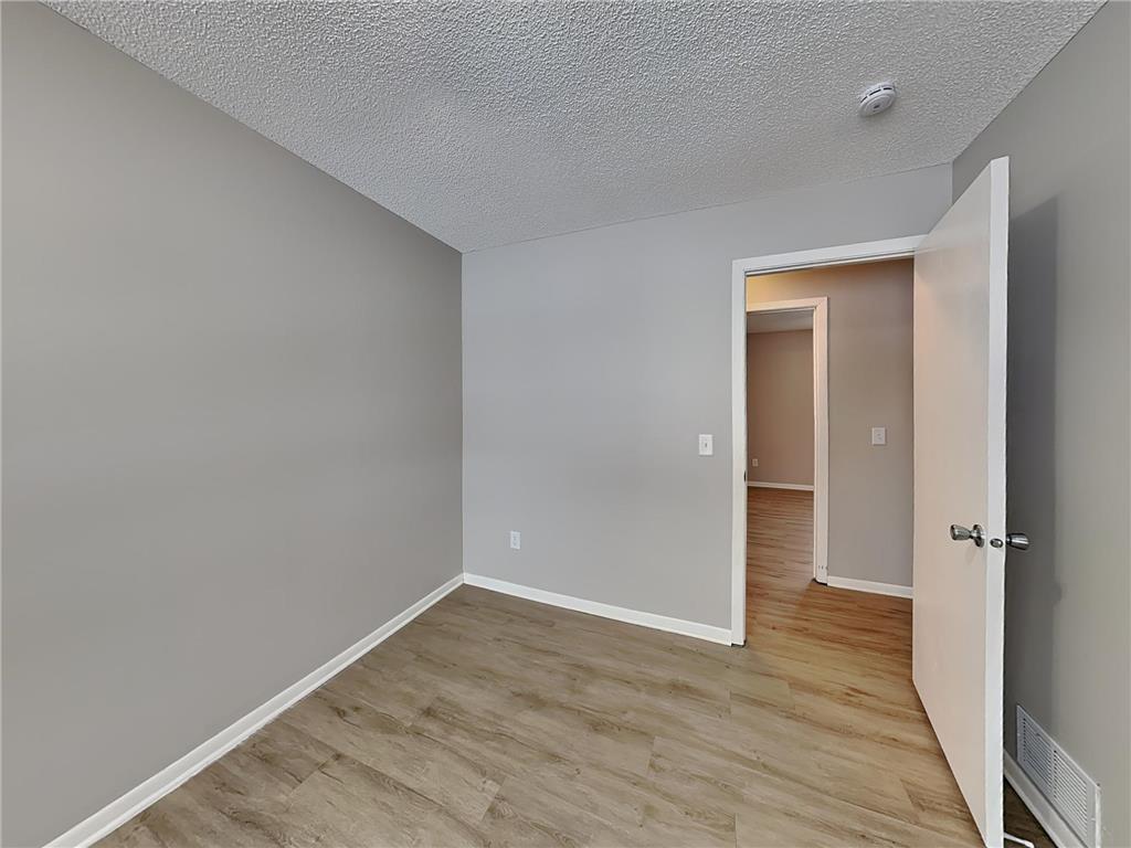 8301 Thomas Avenue N Brooklyn Park MN 55444 7012101 image7