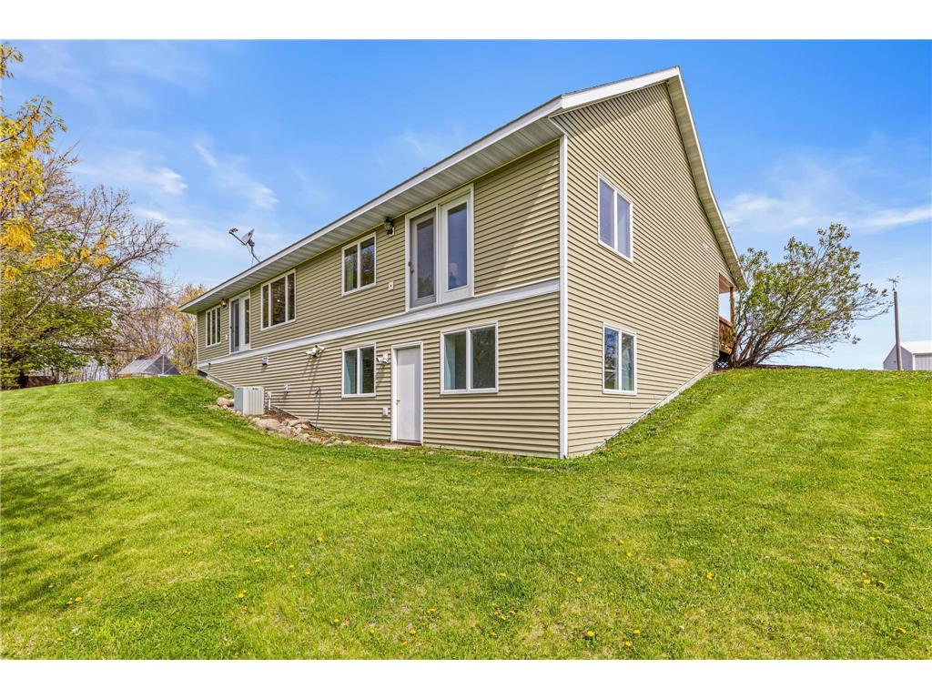8304 180th Street W Faribault MN 55021 7057379 image37