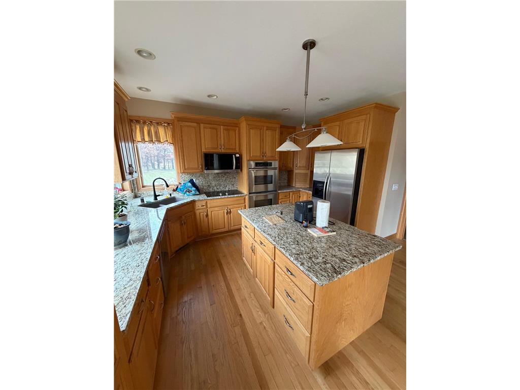8304 9th Street N Oakdale MN 55128 - Armstrong Lake 7042891 image4